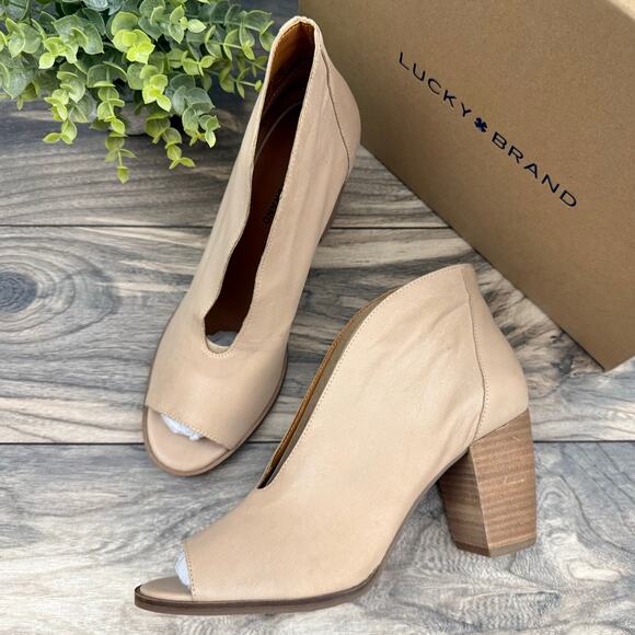 Lucky Brand Shoes - NIB Lucky Brand Joal 9M Leather Deep Notch Open Toe Pump Bootie Shootie Stone